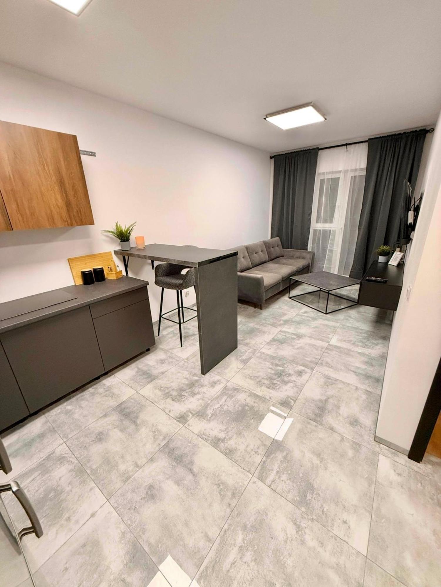 Optimum Apartamenty กดัญสก์ ภายนอก รูปภาพ